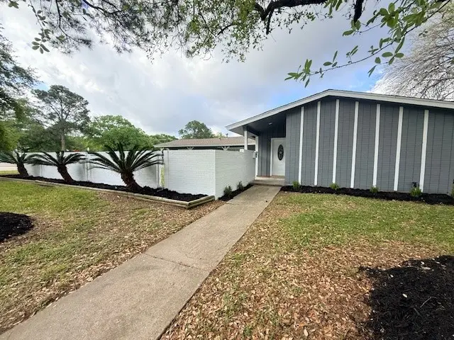 3426 Valley Brook Drive, La Porte, TX 77571 - #3