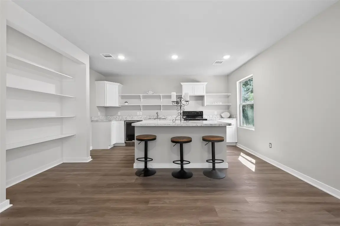 154 Lakeview Drive E, Livingston, TX 77351 - #1