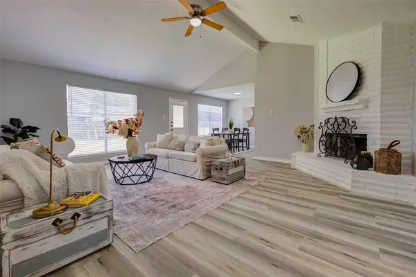 7006 Pickett Drive, Richmond, TX 77469