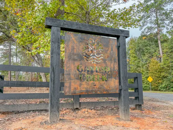 0012 Cr 2305 S, Moss Hill, TX 77327