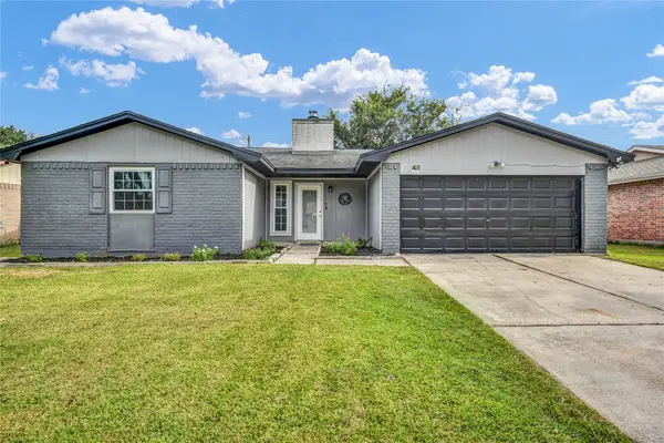 48 Ranch House Loop, Angleton, TX 77515