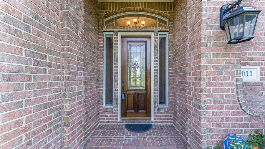 9011 Lady Laura Lane, Richmond, TX 77469 - Image #3