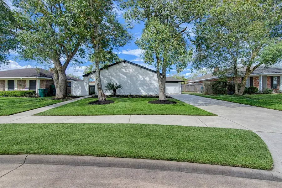 847 Seamaster Drive, Houston, TX 77062 - Image #2