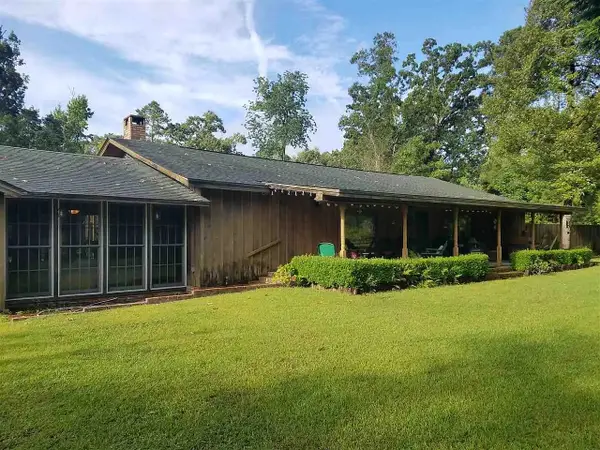 933 Cr 2131, Burkeville, TX 75932