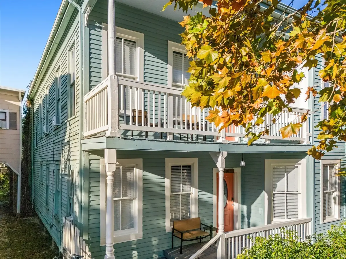 1904 Avenue N, Galveston, TX 77550 - Image #1