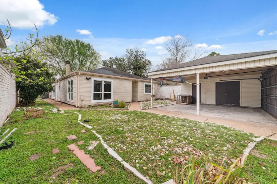 16123 Ridgegreen Drive, Houston, TX 77082 - Image #2