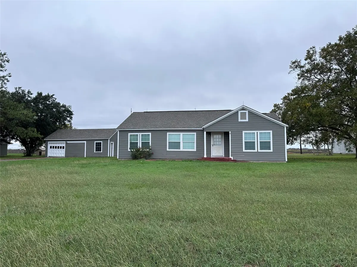 11000 S Hwy 71, El Campo, TX 77437 - Image #1