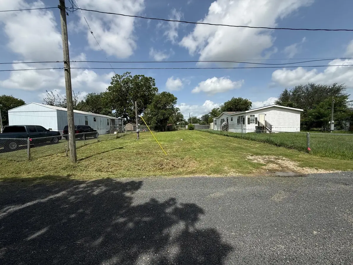 310 Olive Street, El Campo, TX 77437 - #1