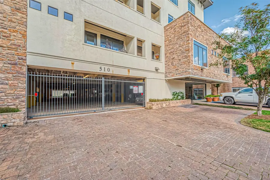 510 Lovett Boulevard #309, Houston, TX 77006 - Image #3