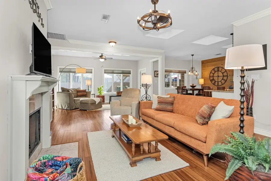 14071 Lakepoint Drive, Willis, TX 77318 - Image #2