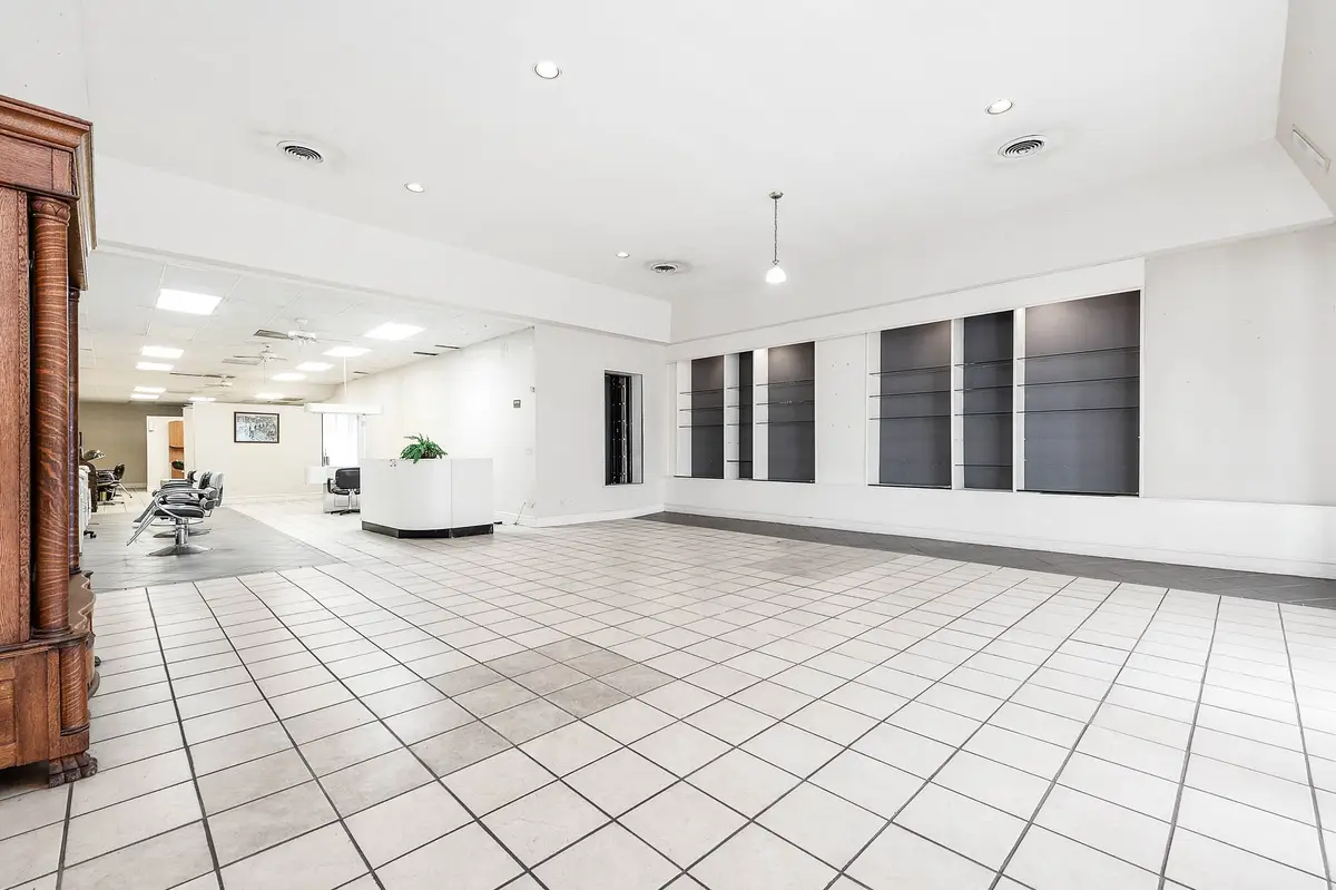 101 E Monseratte Street, El Campo, TX 77437 - #1