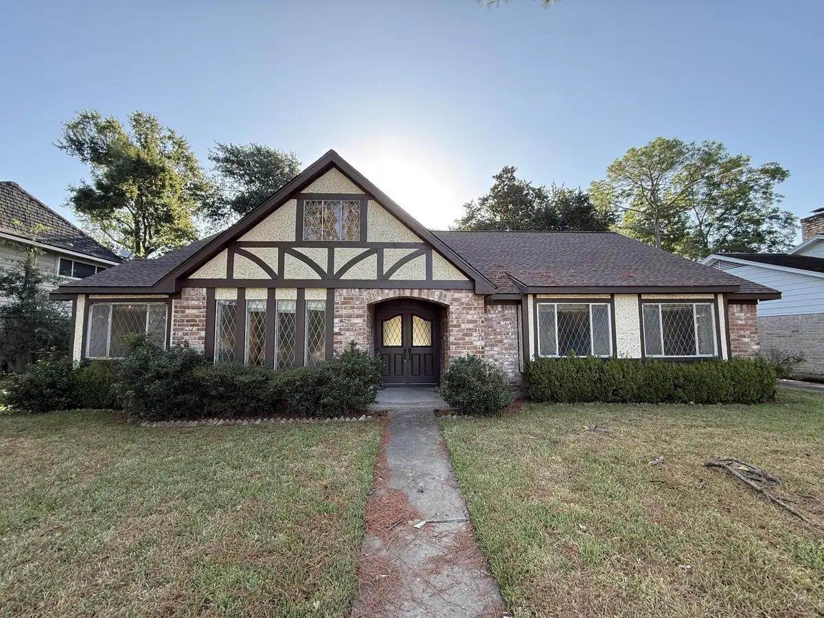 2830 Shadowdale Drive, Houston, TX 77043 - #1