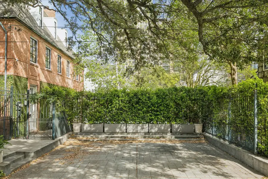 1117 Banks, Houston, TX 77006 - #2