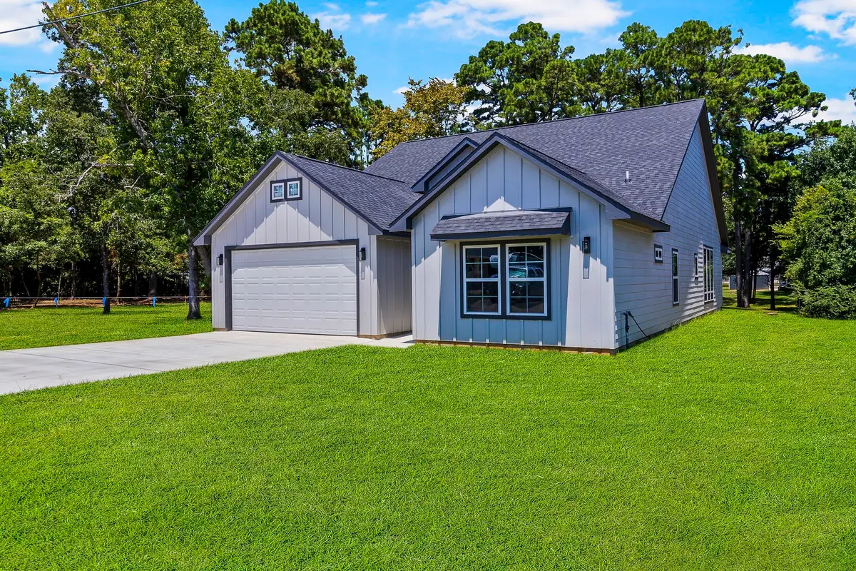 599 Bridgeview Drive, Onalaska, TX 77360 - Image #1