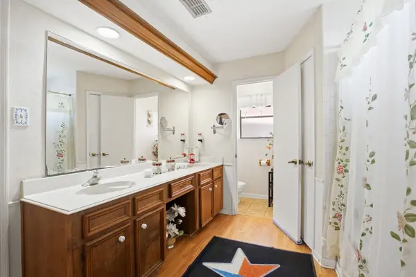 15427 Rio Plaza Drive, Houston, TX 77083