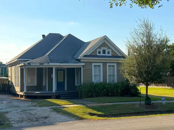 921 Arlington Street, Houston, TX 77008