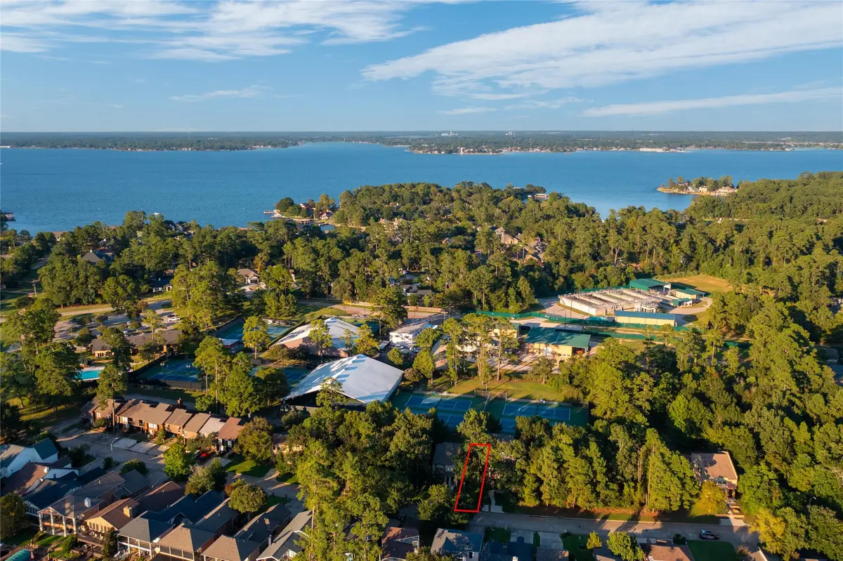 3150 Poe Drive, Montgomery, TX 77356 - Image #1