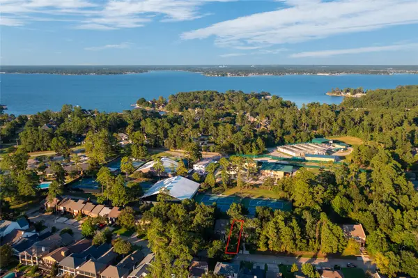 3150 Poe Drive, Montgomery, TX 77356