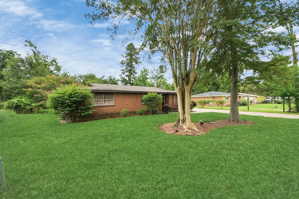 607 Airline Drive, Conroe, TX 77301 - Image #1