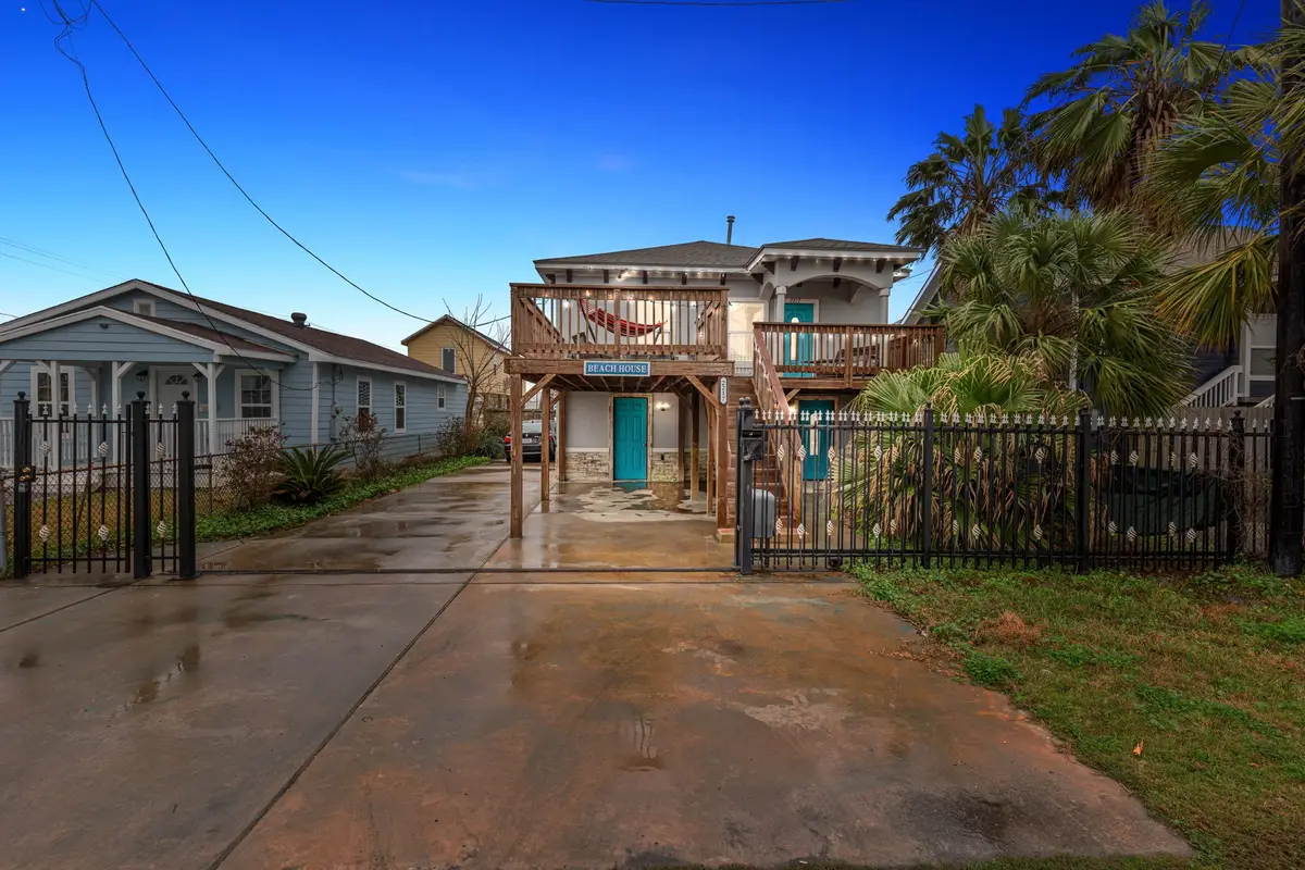 2217 Grover Avenue, Galveston, TX 77551 - Image #1