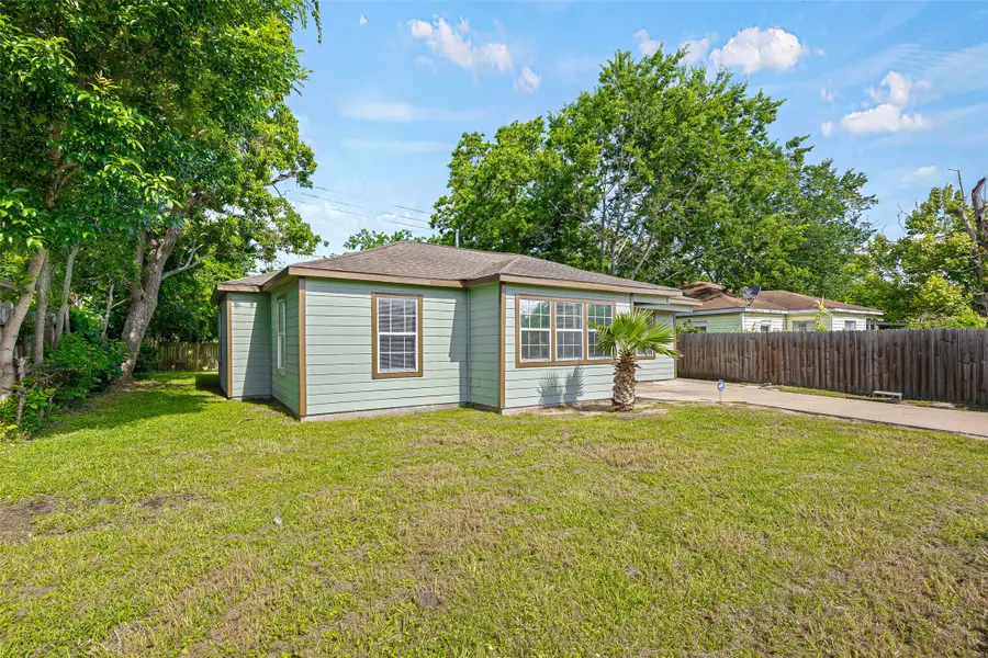 7614 Darnay Dr Drive, Houston, TX 77033 - #3