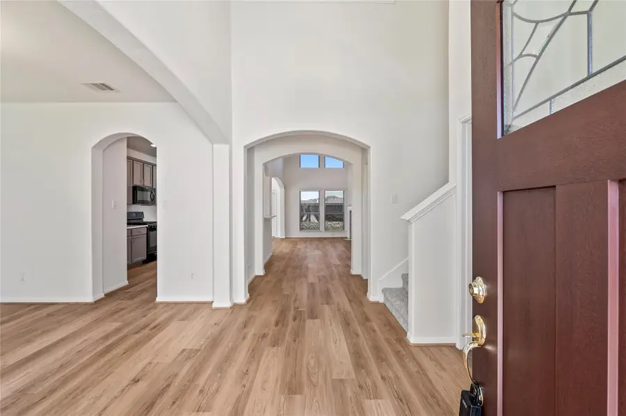 406 Forest Village Circle, La Marque, TX 77568 - Image #3