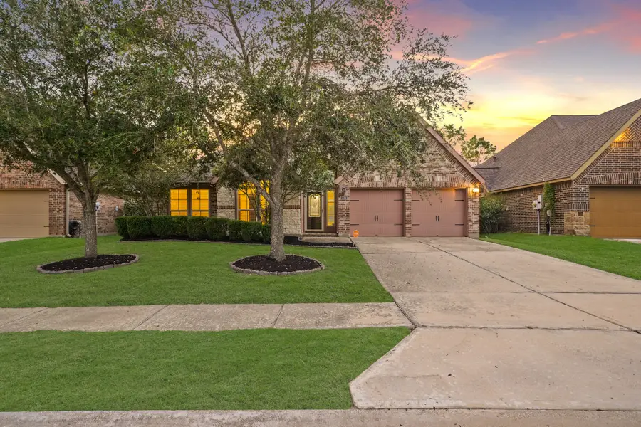 2314 Laurel Loch Lane, Pearland, TX 77584 - Image #2