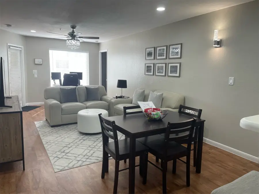 521 Southwest Parkway #204, College Station, TX 77840 - #2