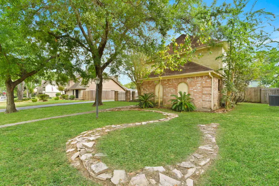 2730 Blue Glen Lane, Houston, TX 77073 - Image #3