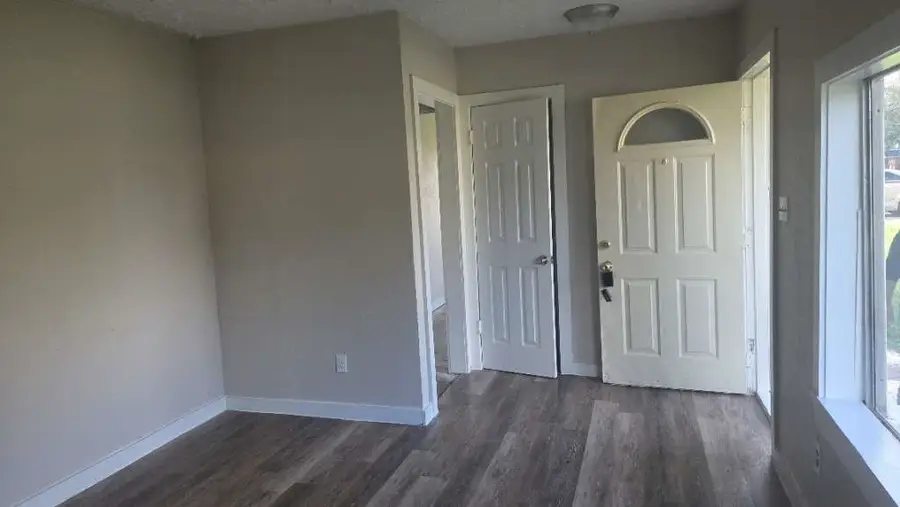 702 E Park Street, Sugar Land, TX 77498 - Image #3