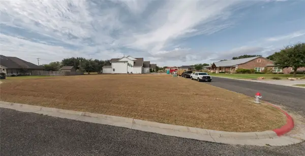 214 August Avenue, Shiner, TX 77984