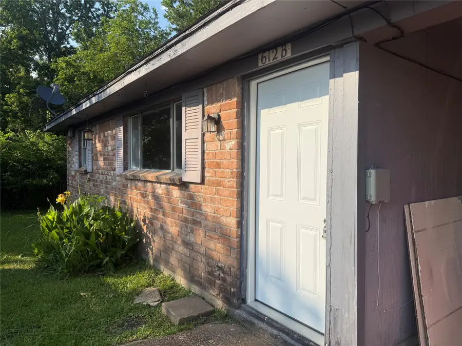 612 County Road 157, Alvin, TX 77511 - Image #2