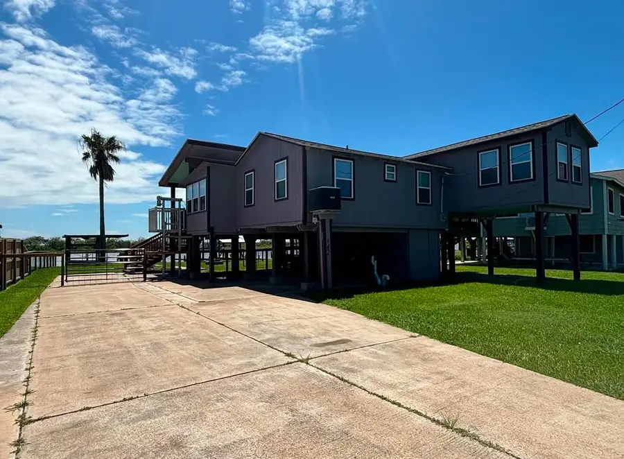 142 Seagull, Sargent, TX 77414 - Image #3