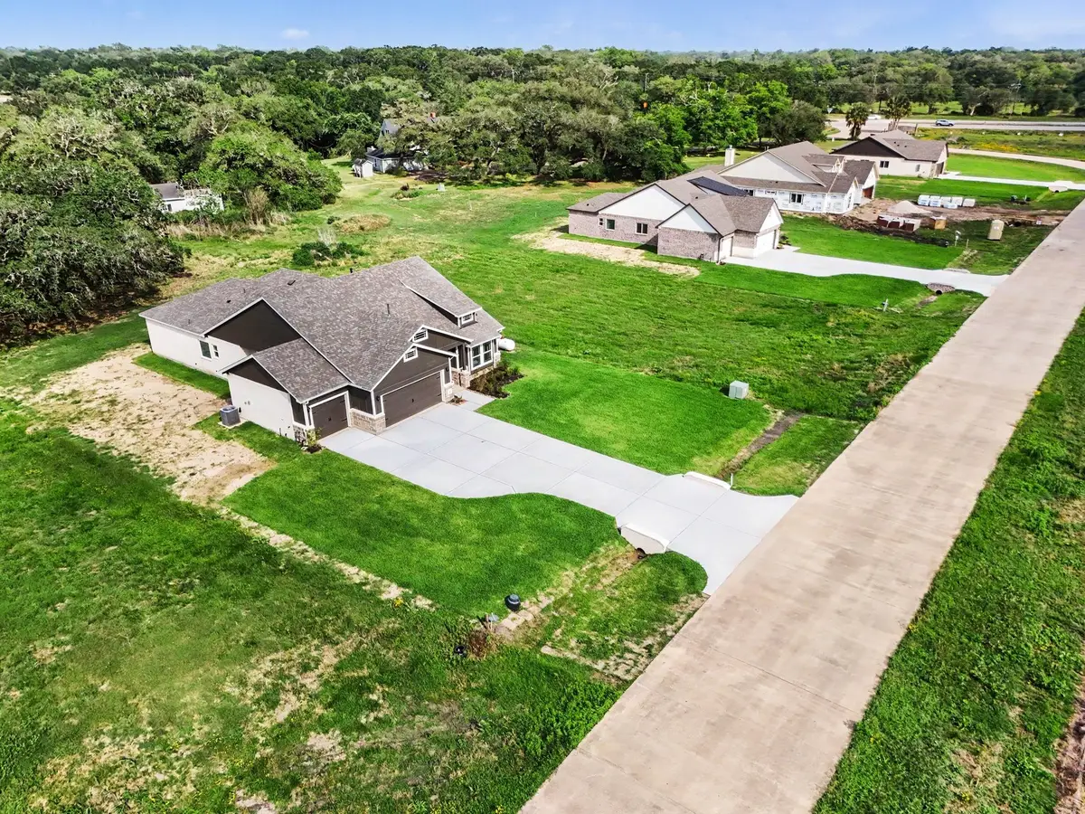 16 Cattle Drive, Bay City, TX 77414 - #1