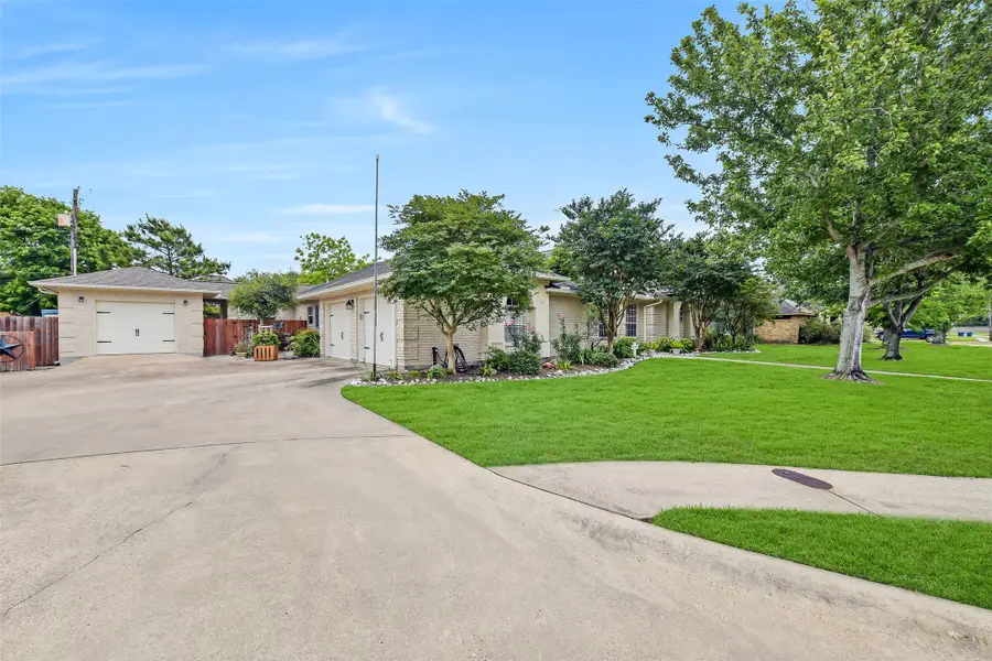 2810 Swallow Lane, Texas City, TX 77590 - #2