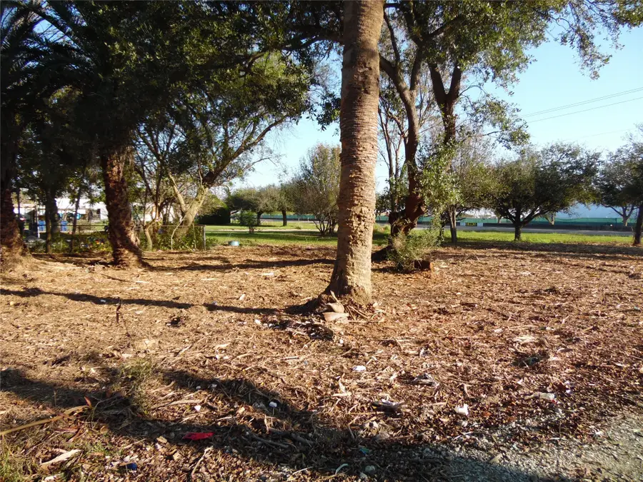 0 Bay St, Texas City, TX 77590 - Image #2