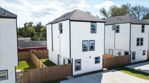 6305 Sandra Street, Houston, TX 77028