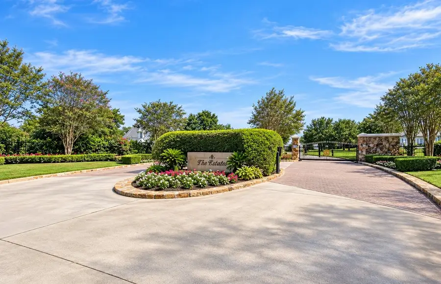 118 Waterfront Drive, Montgomery, TX 77356 - #2