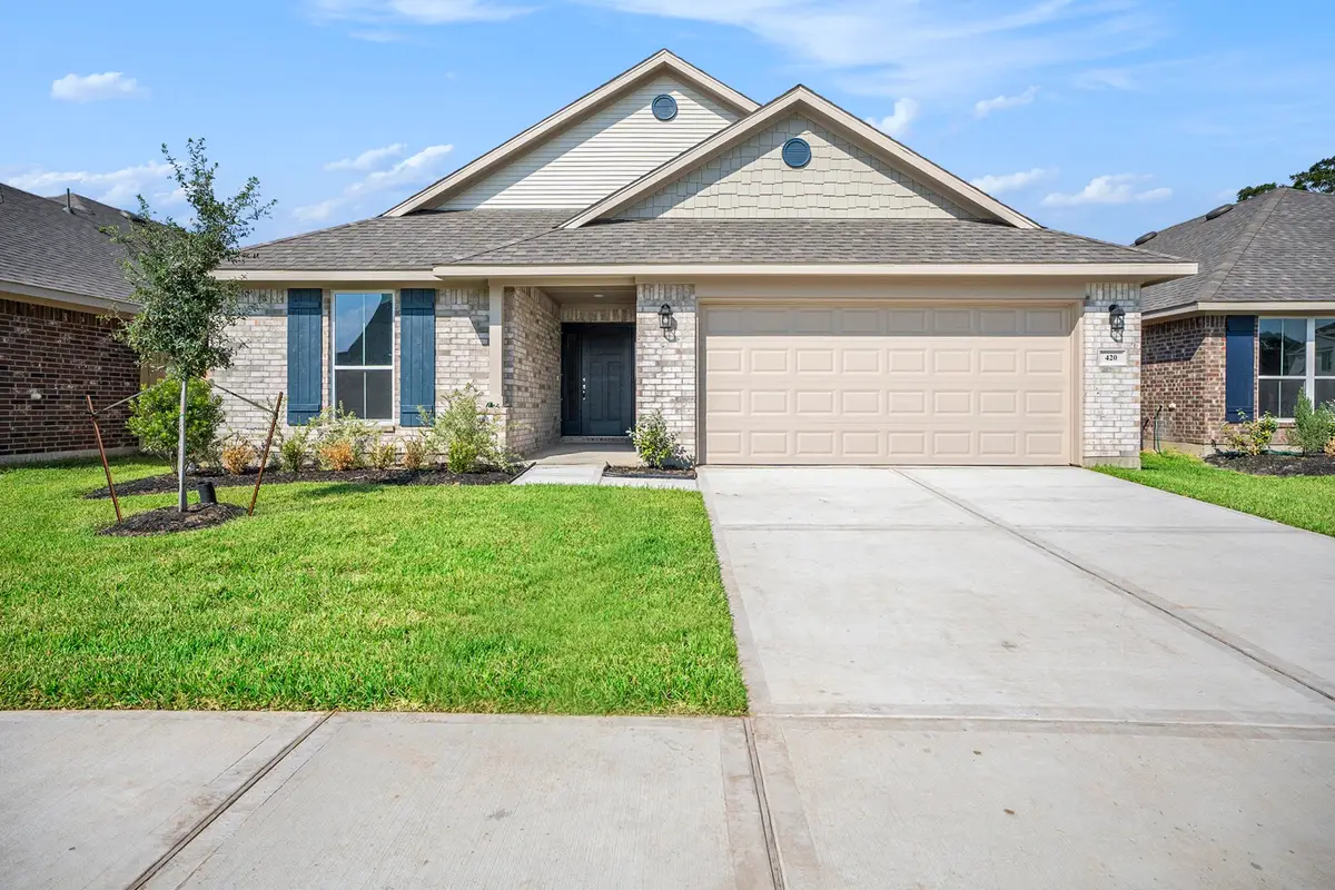 420 Bryan Way, Angleton, TX 77515 - Image #1