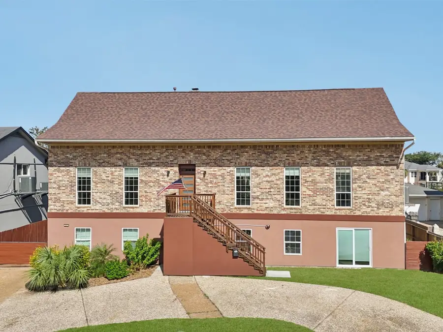 2007 Port Royal Drive, Nassau Bay, TX 77058 - #2