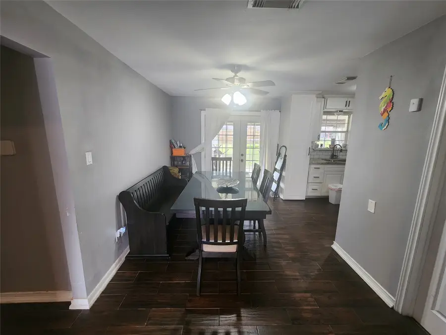 510 Edgebrook Drive, Houston, TX 77034 - Image #3