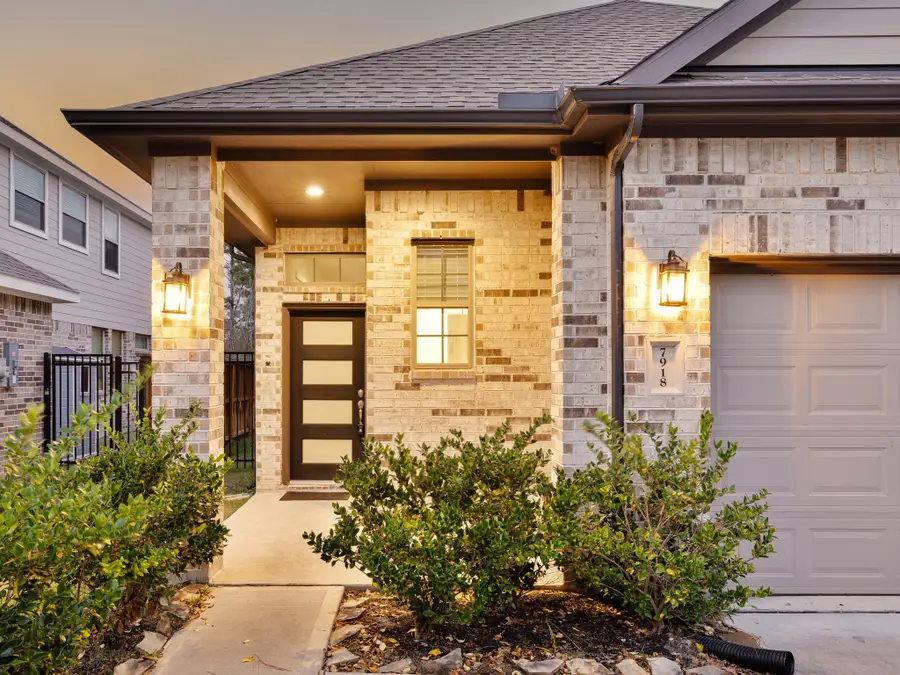 7918 Pershing Avenue, Magnolia, TX 77354 - Image #2