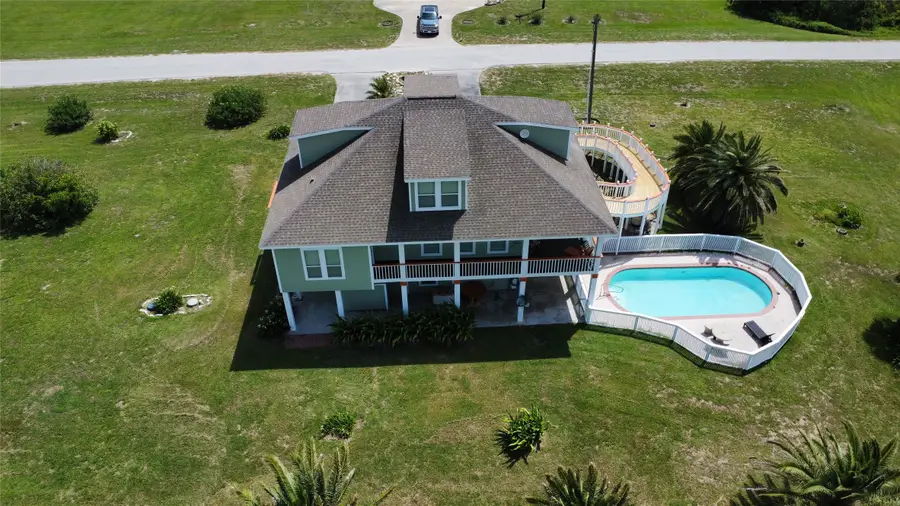 979 Rancho Carribe Drive, Crystal Beach, TX 77650 - #3