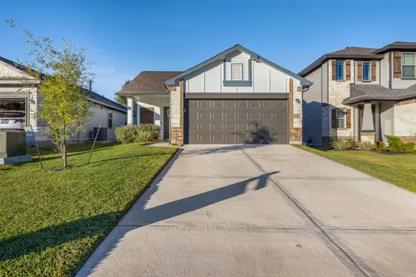 1019 Indian Paint Drive, Bellville, TX 77418