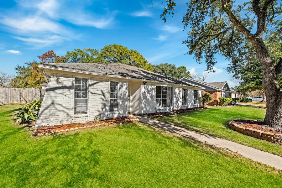 11614 Plumbrook Drive, Houston, TX 77099 - Image #3