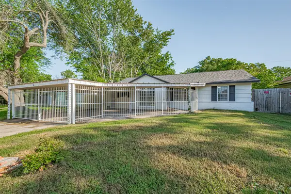 5535 Elmlawn Drive, Houston, TX 77033