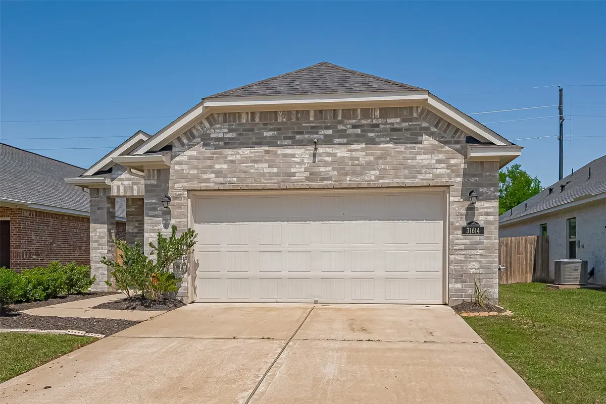 31614 Heguy Pass, Fulshear, TX 77441 - Image #1