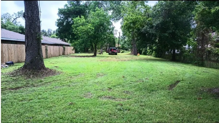 5609 Pickfair Street, Houston, TX 77026 - Image #3