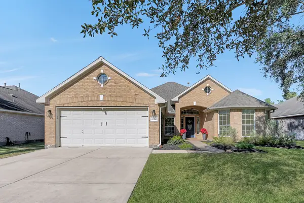 11906 Aerie Drive, Tomball, TX 77377