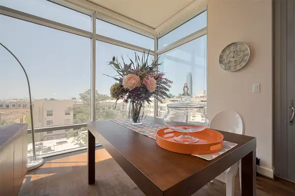 2207 Bancroft Street #604, Houston, TX 77027